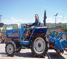 ISEKI TA227