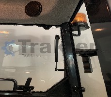 CABINA ISEKI TLE4490