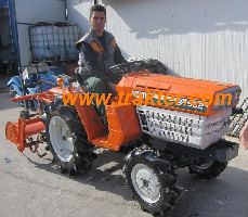 KUBOTA B1502