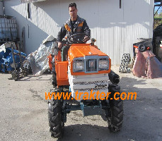 KUBOTA B1902