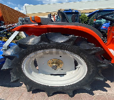 KUBOTA B52