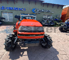 KUBOTA B52