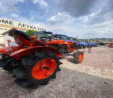 KUBOTA B6001