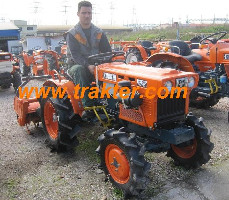 KUBOTA B7001