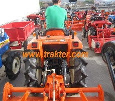 KUBOTA BULLTRA B1-17