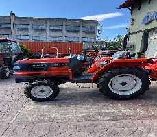 KUBOTA GL221