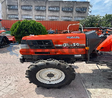 KUBOTA GL32