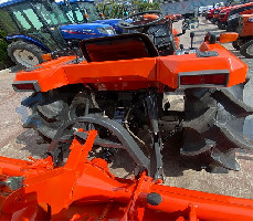 KUBOTA GT5