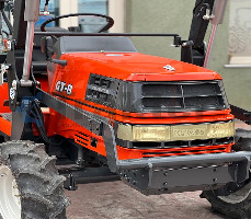 KUBOTA GT8
