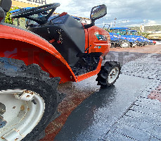 KUBOTA KJ11
