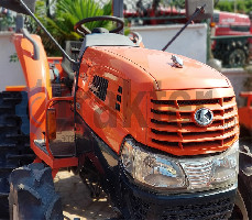KUBOTA KL330