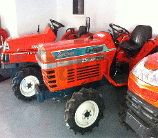 KUBOTA L1-225