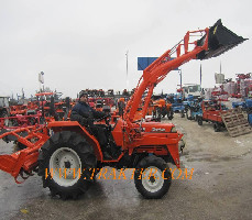 KUBOTA L1-325