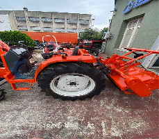 KUBOTA SATURN X24