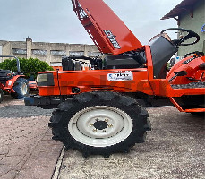 KUBOTA SATURN X24