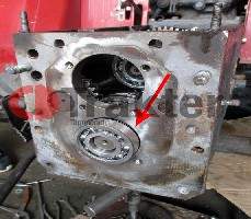 KUGELLAGER 1. WELLE UNTEN