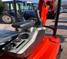MINI ESCAVATORE CINGOLATO HFT13KS ME20KS KUBOTA D902