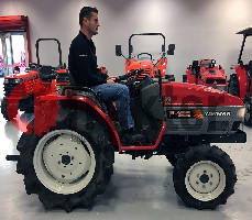 YANMAR F180